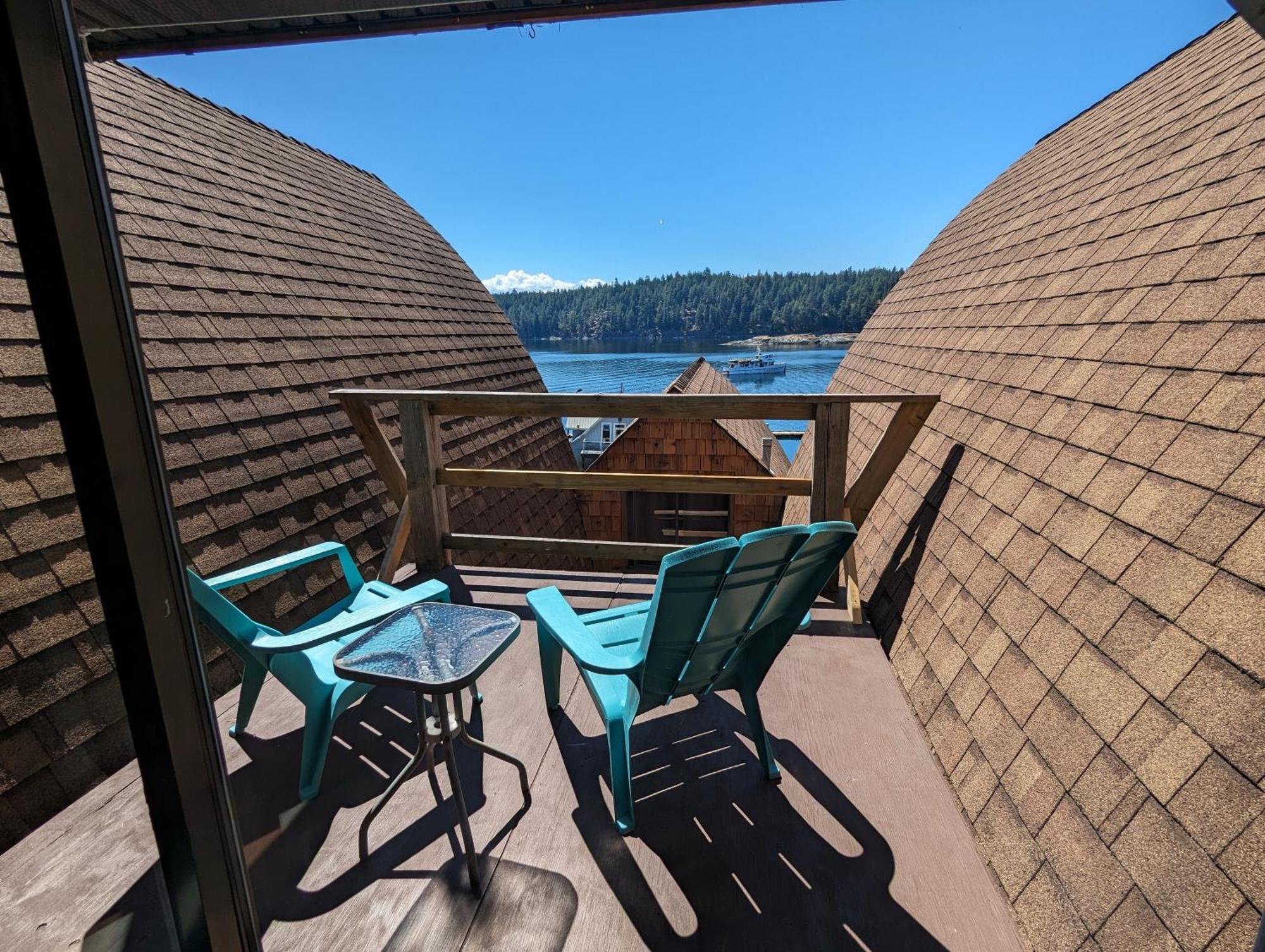 Jade Resort-Oceanfront Suites In Gowlland Harbour Heriot Bay Exterior foto